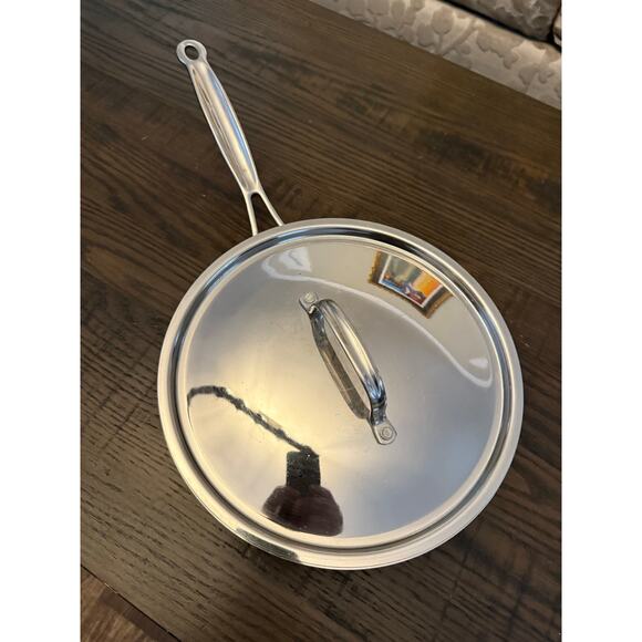 CUISINART Model #722-24 10” Skillet Frying Pan with Lid - Picture 2 of 10